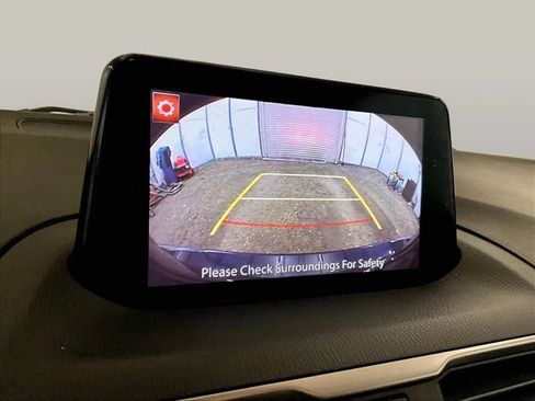 Used 2018 MAZDA MAZDA3 Touring FWD image 20