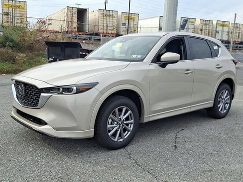 New 2025 MAZDA CX-5 AWD 2.5 S w/ Preferred Package image 3