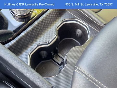Used 2024 Jeep Grand Cherokee Limited w/ Black Appearance Package RWD image 25