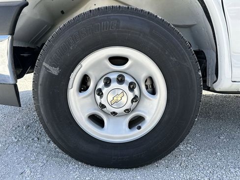 New 2025 Chevrolet Express 3500 w/ Power Convenience Package RWD image 30