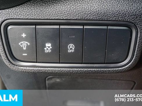 Used 2025 Kia Soul LX w/ LX Technology Package FWD image 43