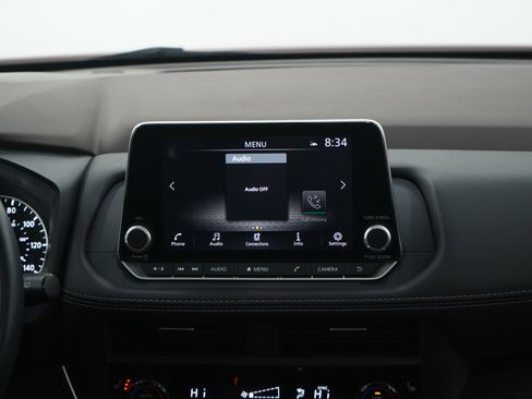 Used 2023 Nissan Rogue SV w/ SV Premium B Package image 15