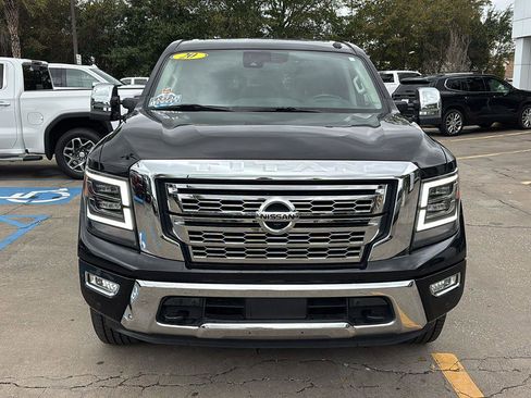 Used 2020 Nissan Titan SL w/ Moonroof Package image 2