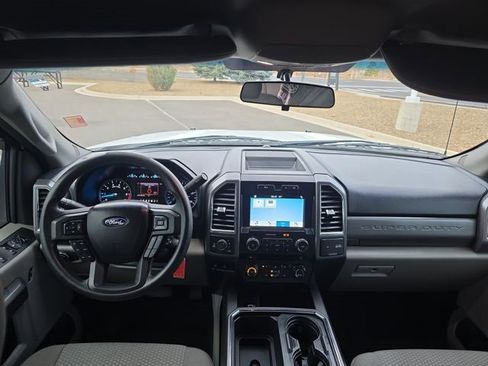 Used 2017 Ford F250 XLT w/ FX4 Off-Road Package image 16