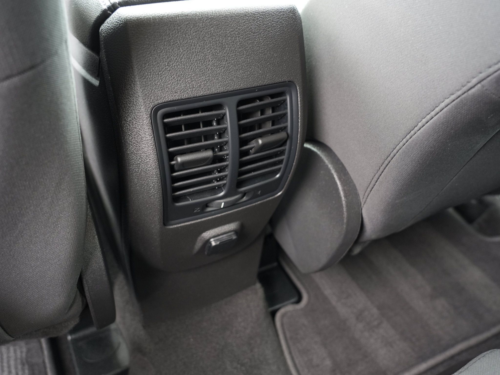 Used 2018 Ford Escape SE AWD/4WD image 29