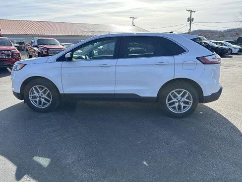 Certified 2024 Ford Edge SEL image 3