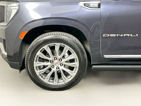 Used 2023 GMC Yukon XL Denali AWD/4WD image 34