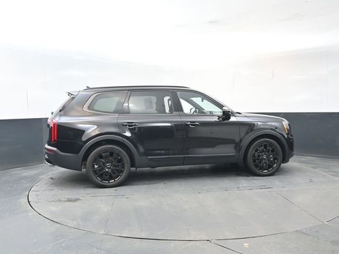Used 2022 Kia Telluride SX w/ SX Prestige Package image 6