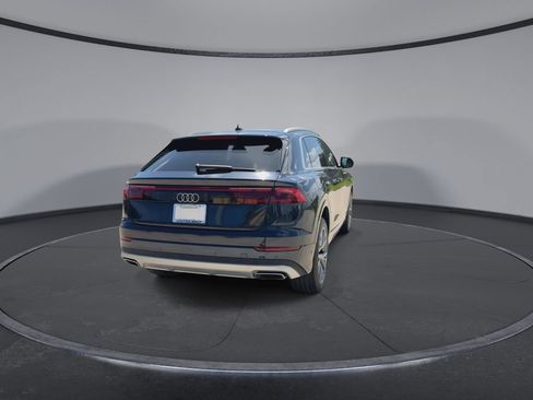 Used 2025 Audi Q8 Premium AWD/4WD image 8