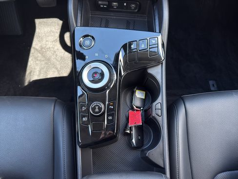 Used 2023 Kia Sportage EX AWD/4WD image 44