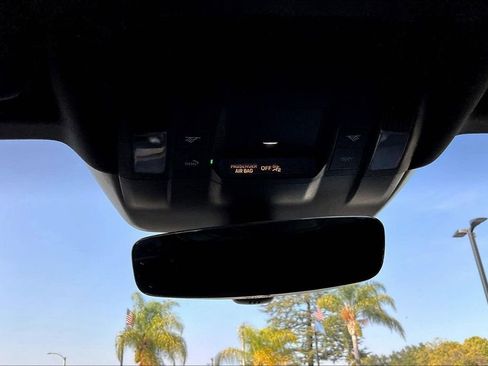 Used 2021 Porsche Taycan image 14