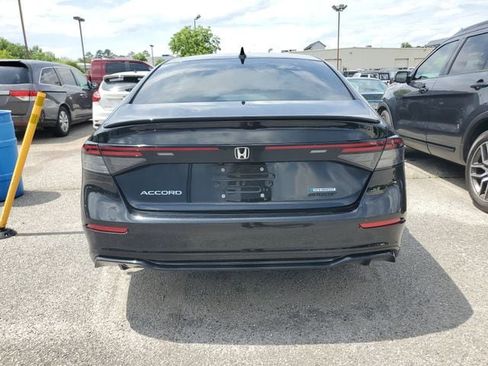 Used 2024 Honda Accord Sport image 8