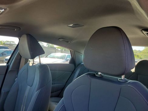 Used 2026 Hyundai Elantra Sport w/ Cargo Package FWD image 18