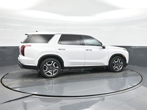 Used 2025 Hyundai Palisade Limited AWD/4WD image 4