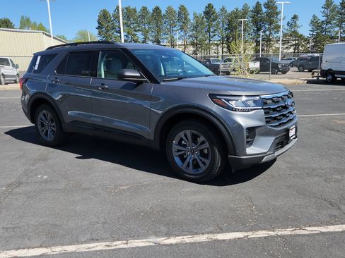 New 2026 Ford Explorer Active AWD/4WD image 16