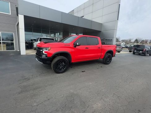 Used 2025 Chevrolet Silverado 1500 ZR2 w/ Technology Package AWD/4WD image 6