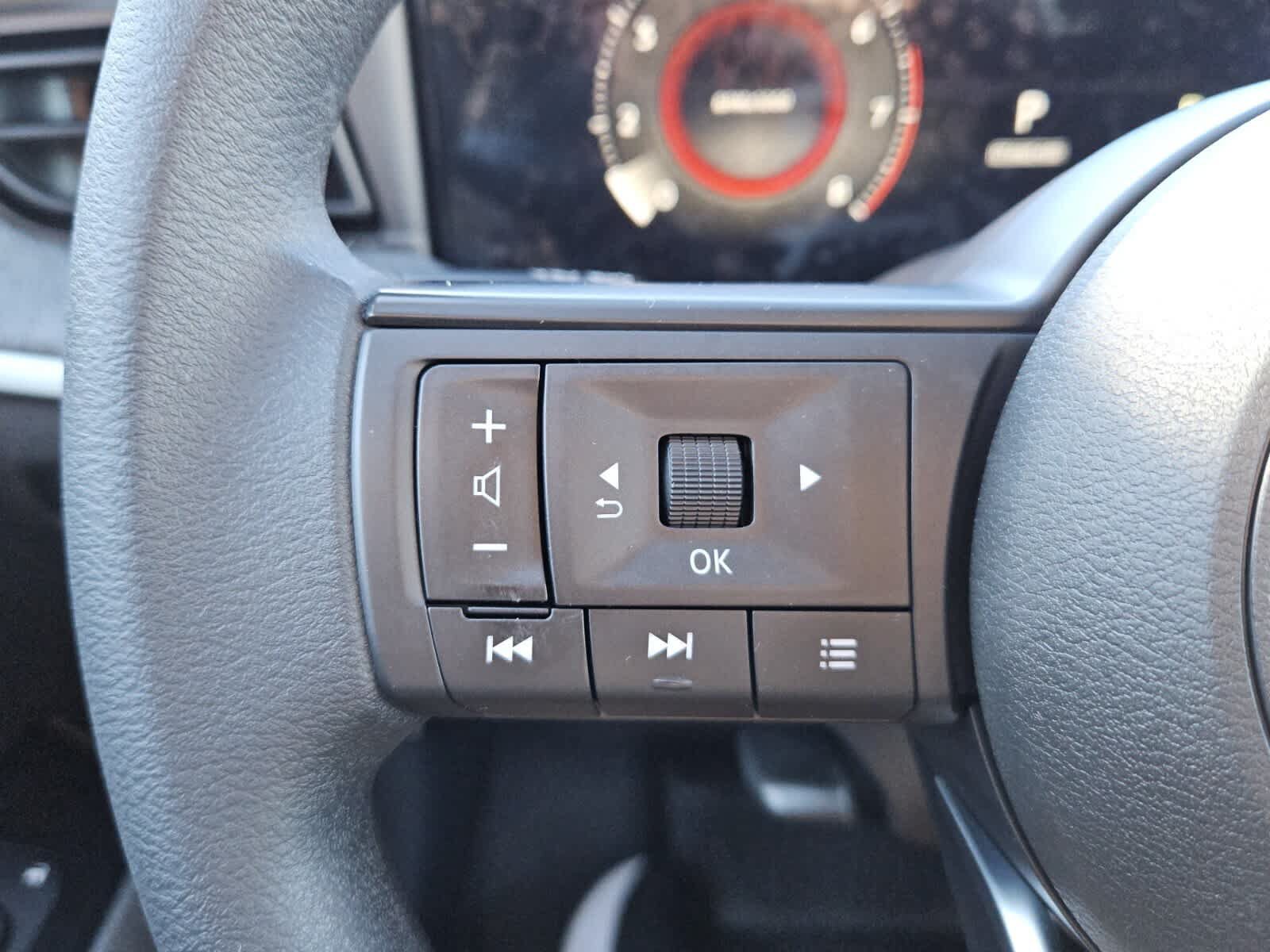 Used 2026 Nissan Kicks SV FWD image 12