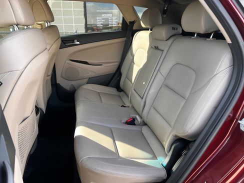 Used 2017 Hyundai Tucson SE Plus image 19