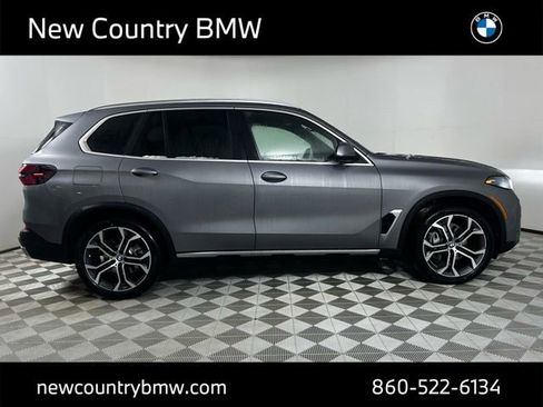 New 2026 BMW X5 xDrive40i w/ Climate Comfort Package image 9