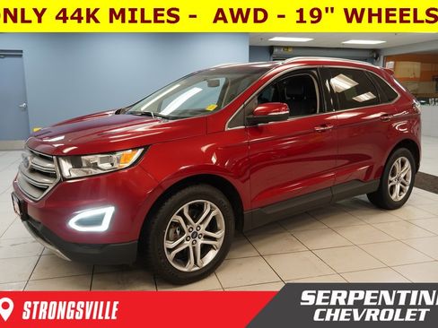 Used 2016 Ford Edge Titanium w/ Technology Package image 1