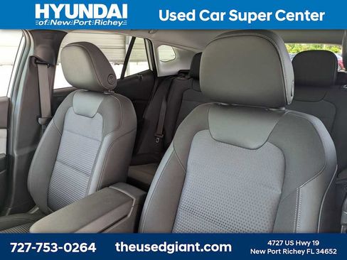 Used 2025 Chevrolet Trax LT w/ Driver Confidence Package FWD image 7