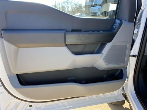 New 2025 Ford F550 4x4 Crew Cab Super Duty image 13