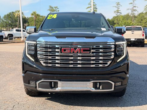 Used 2024 GMC Sierra 1500 Denali w/ Technology Package AWD/4WD image 6