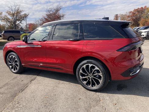 New 2026 Lincoln Nautilus Reserve image 7