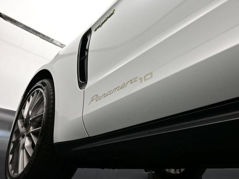 Certified 2020 Porsche Panamera 4 AWD/4WD image 19