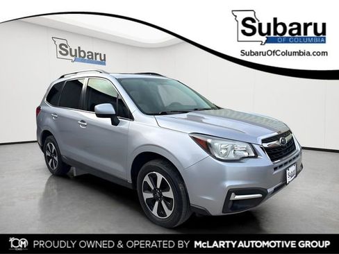Used 2017 Subaru Forester 2.5i Premium image 1