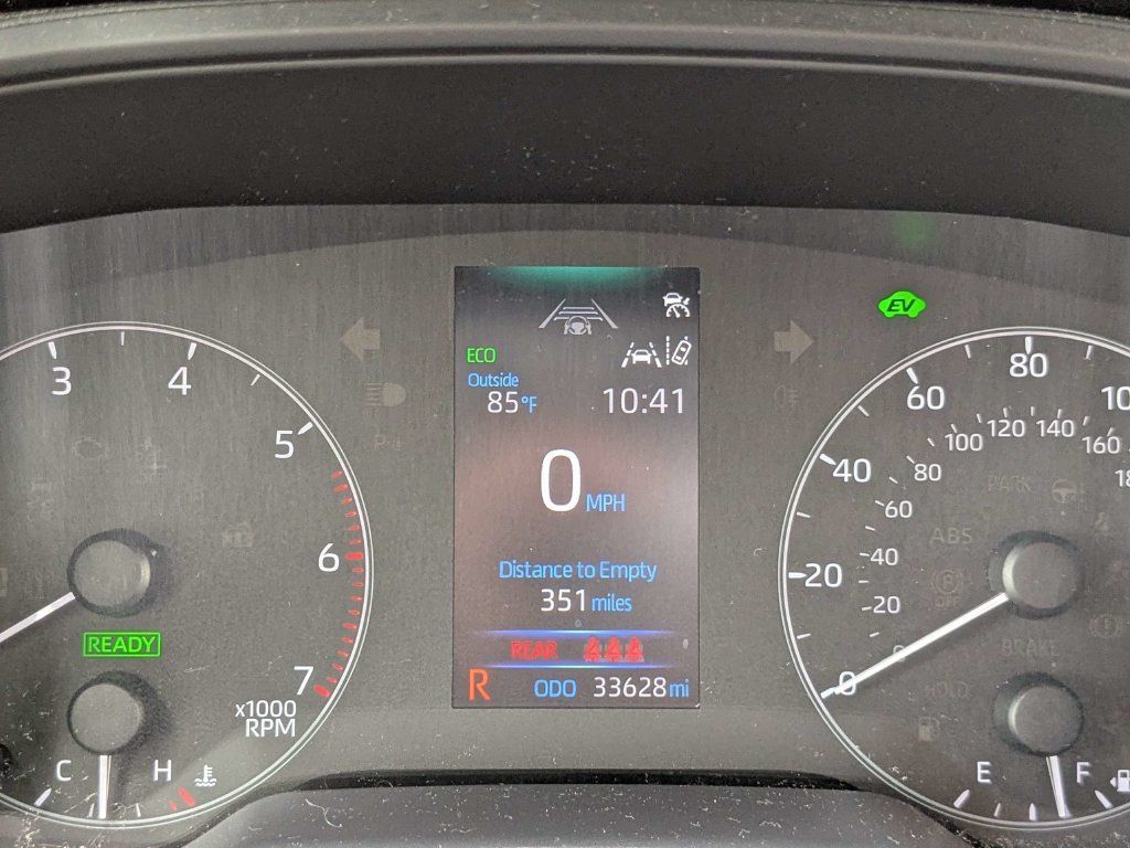 Certified 2025 Toyota Corolla LE FWD image 22