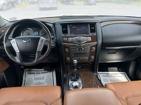 Used 2017 INFINITI QX80 Signature Edition w/ All Season Package AWD/4WD image 16