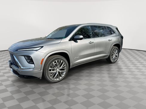 New 2026 Buick Enclave Avenir w/ Super Cruise Package AWD/4WD image 4