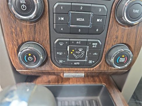 Used 2014 Ford F150 Lariat w/ Equipment Group 502A Luxury image 25