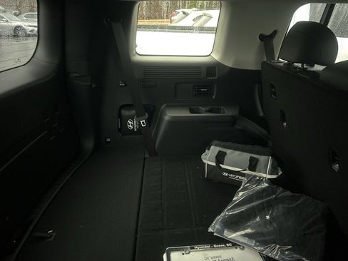 Used 2025 Hyundai Santa Fe SEL image 5