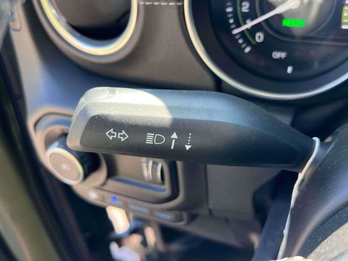Used 2023 Jeep Wrangler Unlimited Sahara w/ Cold Weather Group AWD/4WD image 16