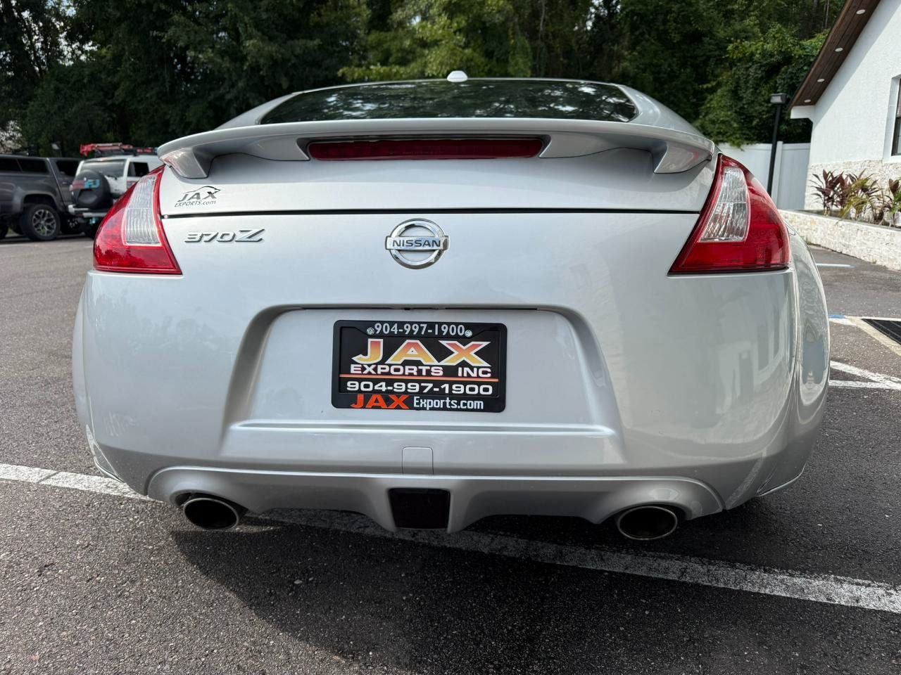 Used 2009 Nissan 370Z Touring w/ Aerodynamics Pkg RWD image 4