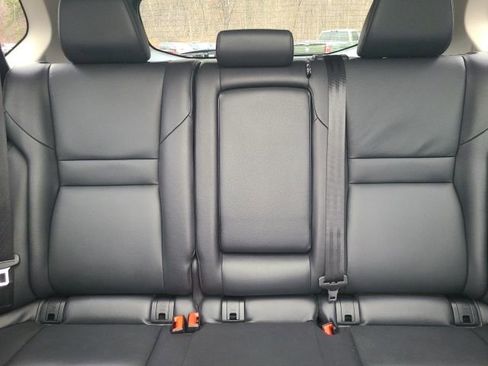 Used 2021 Nissan Rogue SL w/ Premium Package image 18