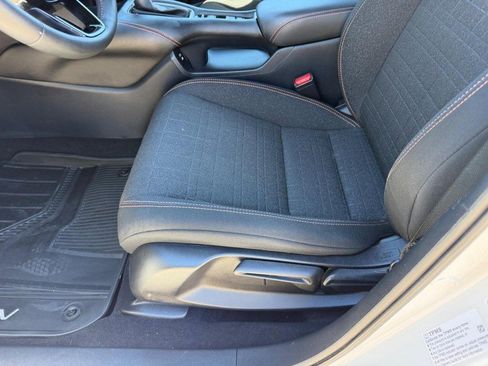 Used 2024 Honda HR-V Sport image 18