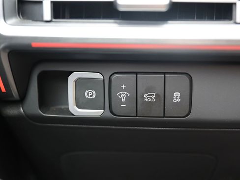 Used 2025 Hyundai Santa Fe Limited AWD/4WD image 33