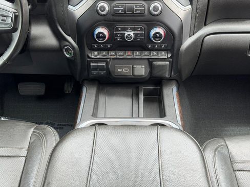 Used 2023 GMC Sierra 2500 Denali w/ Denali Ultimate Package AWD/4WD image 14