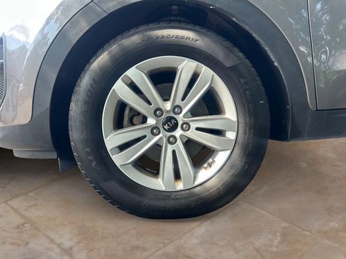 Used 2018 Kia Sportage LX FWD image 14