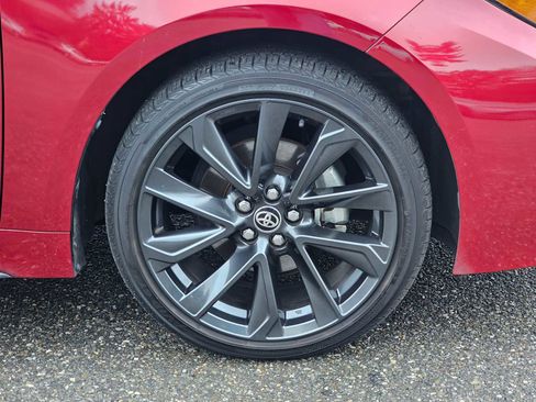 Used 2024 Toyota Corolla SE w/ SE Premium Package image 9