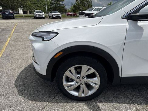 Used 2024 Buick Encore GX Preferred AWD/4WD image 47
