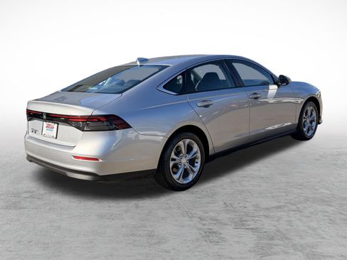 Certified 2023 Honda Accord LX image 6