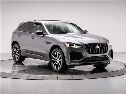Used 2026 Jaguar F-PACE R-Dynamic S AWD/4WD image 7