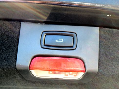 Used 2015 Porsche Cayenne S w/ Premium Package image 44