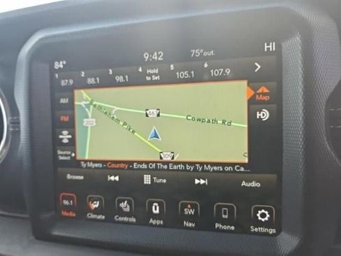 Used 2023 Jeep Wrangler Unlimited Sahara w/ Cold Weather Group image 16