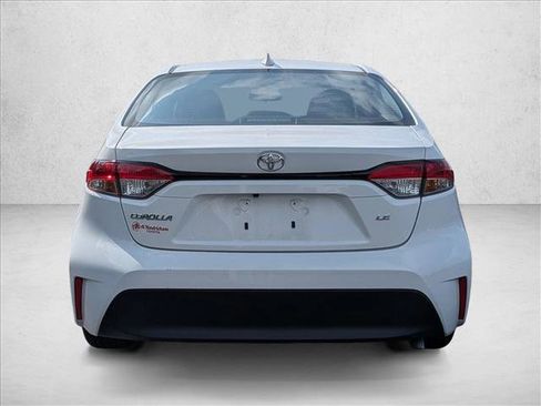Used 2024 Toyota Corolla LE FWD image 7