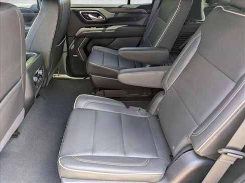 Used 2023 GMC Yukon SLT AWD/4WD image 21